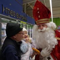 Nicolaus im Carrefour